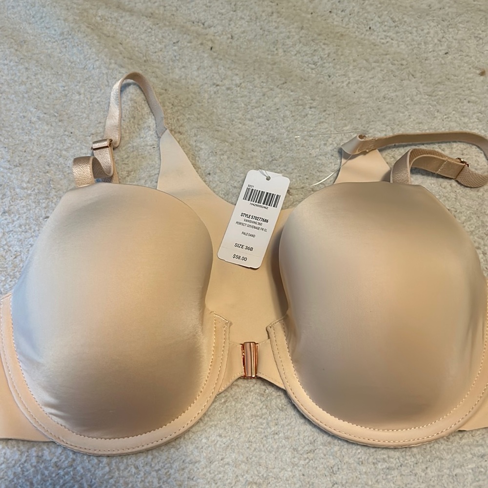 NWT. Soma Perfect Coverage Front Closure Bra. 36B
